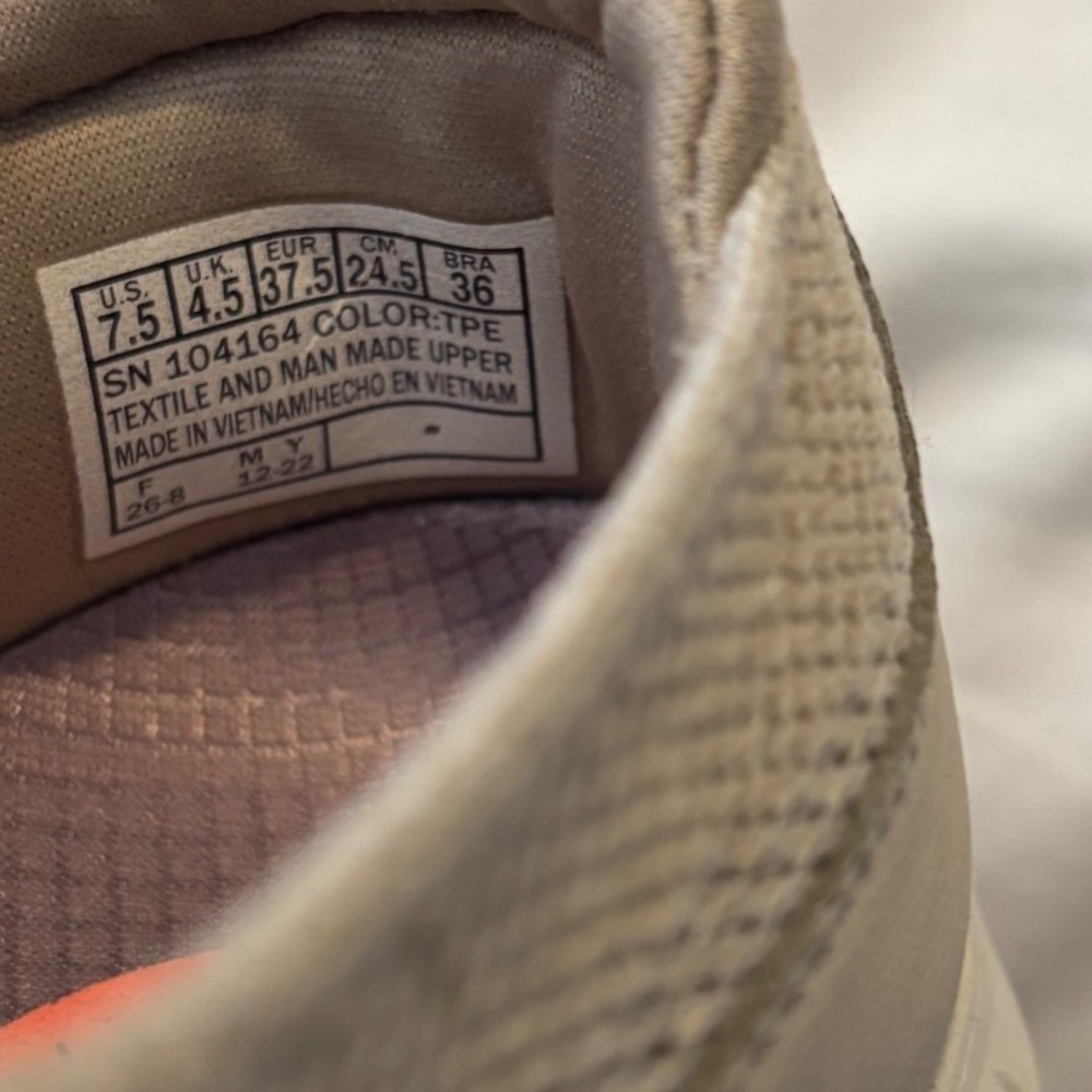 Skechers Arch Fit Refine Slip On‎ Sneakers Taupe Knit Walking Shoes 7.5 - Picture 5 of 5